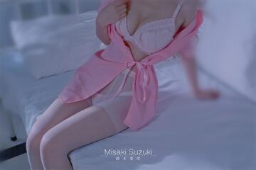 最新推特极品网红美少女【铃木美咲】痴女护士病栋 白丝护士服纯洁小护士思春玩穴模拟做爱 粉穴晶莹 高清1080P原版