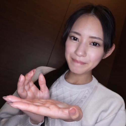 FC2 4933213【無】アイドル顔負けのスレンダー美女との生々しい避妊なし中出し本気